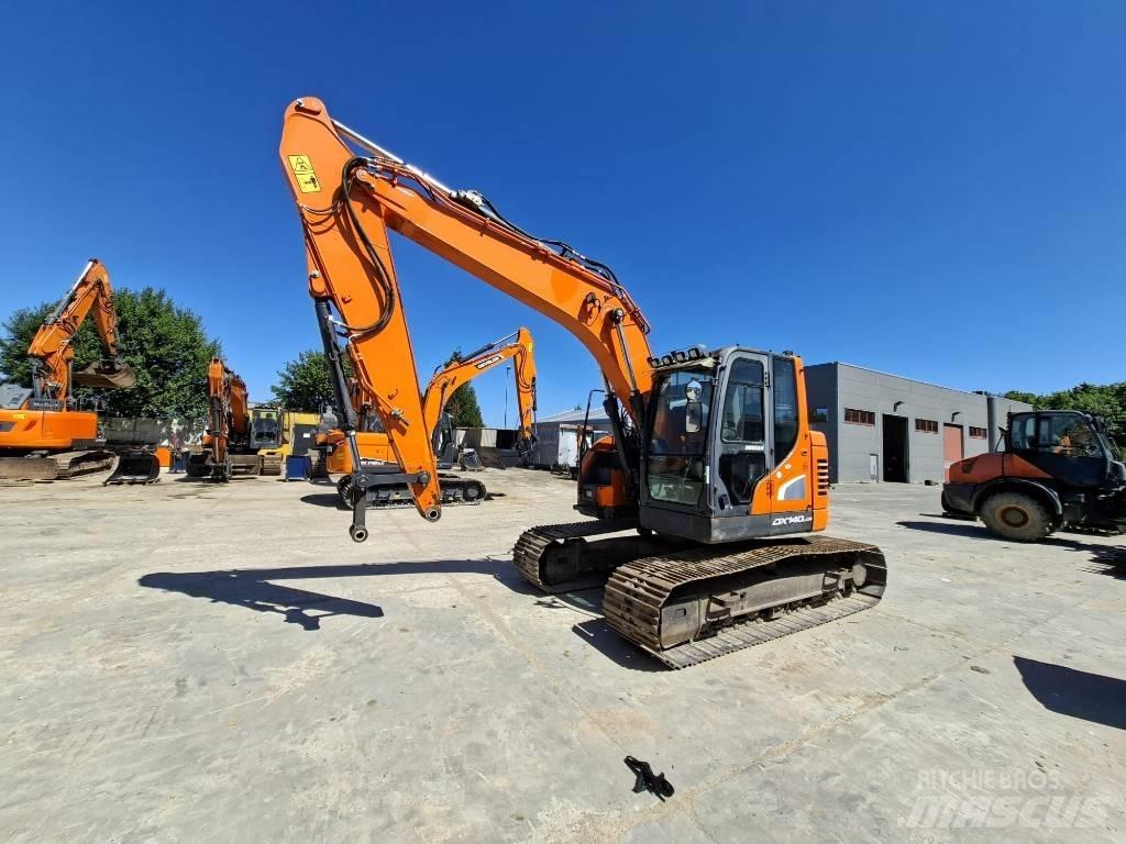 Doosan DX 140 LCR Vikšriniai ekskavatoriai