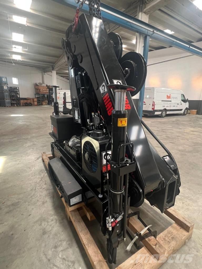 Hiab iX 228 Hiduo E6 Kiti kranai