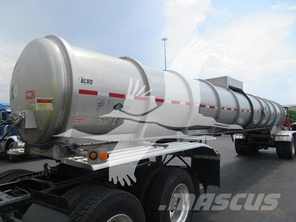 ACRO DOT 412 Cisternos puspriekabės