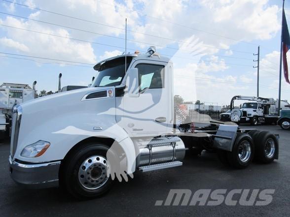 Kenworth T680 Naudoti vilkikai