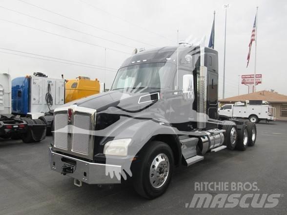 Kenworth T880 Naudoti vilkikai