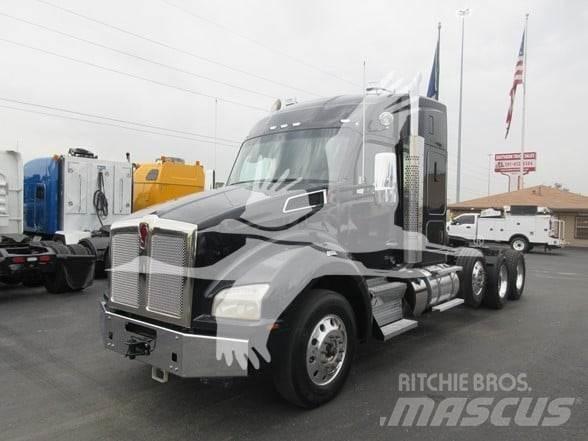 Kenworth T880 Naudoti vilkikai