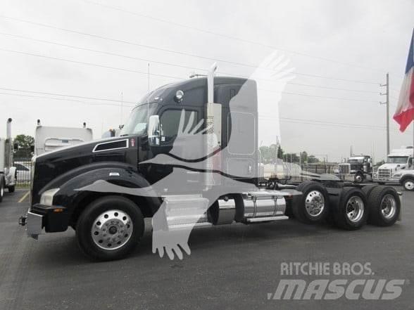 Kenworth T880 Naudoti vilkikai