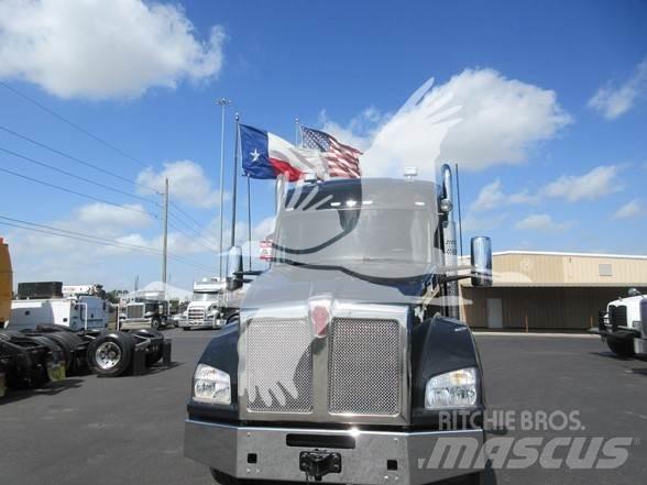 Kenworth T880 Naudoti vilkikai