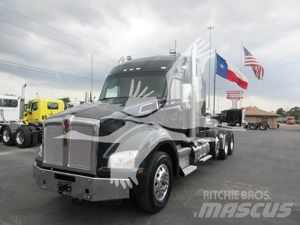 Kenworth T880 Naudoti vilkikai