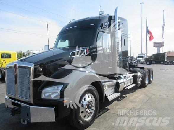 Kenworth T880 Naudoti vilkikai