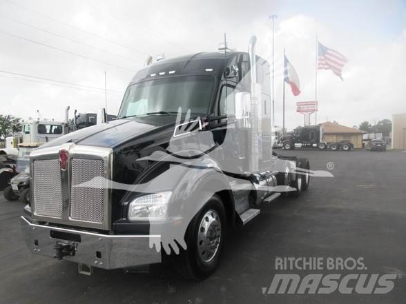 Kenworth T880 Naudoti vilkikai
