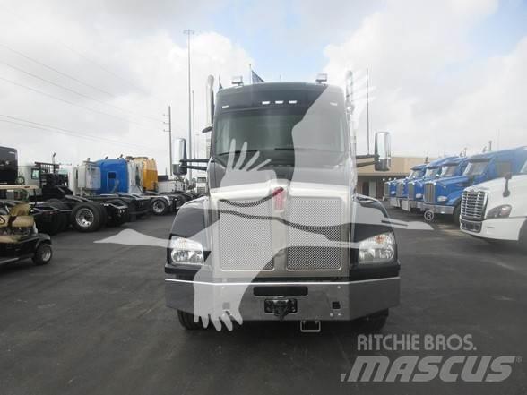 Kenworth T880 Naudoti vilkikai