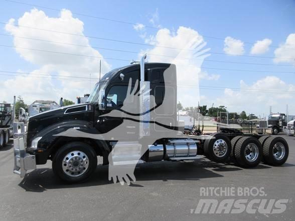 Kenworth T880 Naudoti vilkikai