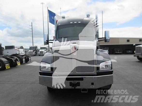 Kenworth T880 Naudoti vilkikai