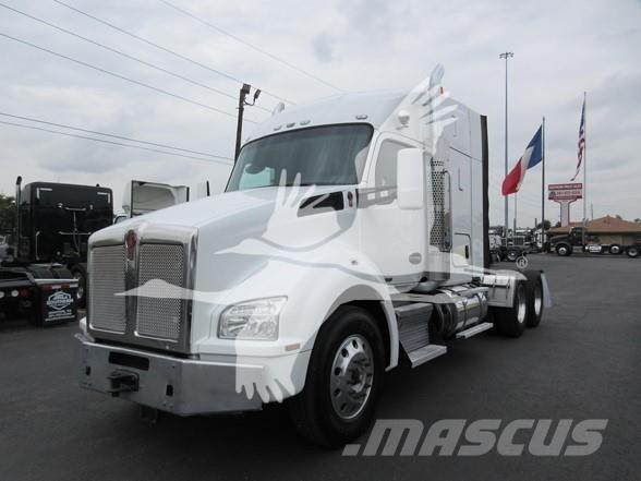 Kenworth T880 Naudoti vilkikai