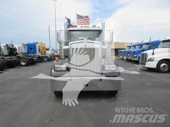 Kenworth W900 Naudoti vilkikai