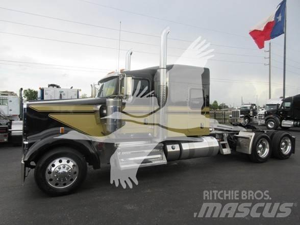 Kenworth W900L Naudoti vilkikai