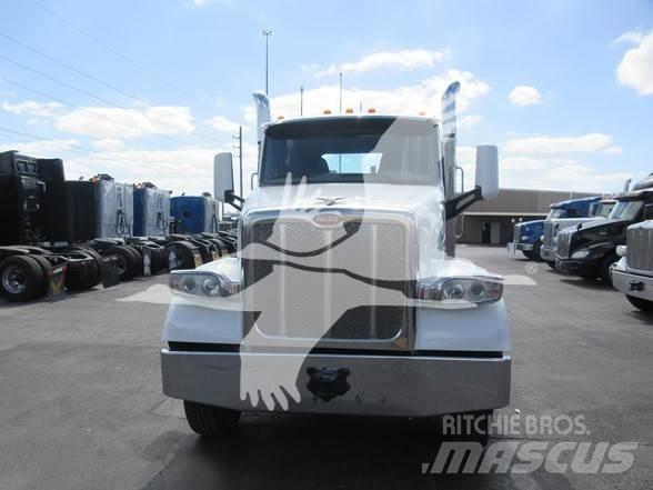 Peterbilt 567 Naudoti vilkikai