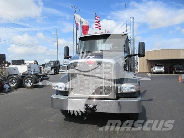 Peterbilt 567 Naudoti vilkikai