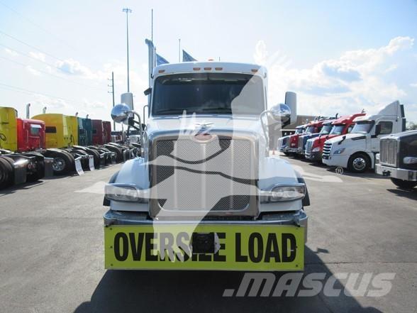 Peterbilt 567 Naudoti vilkikai