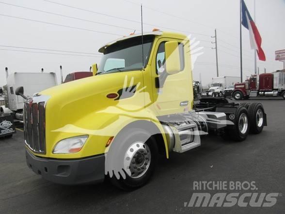 Peterbilt 579 Naudoti vilkikai