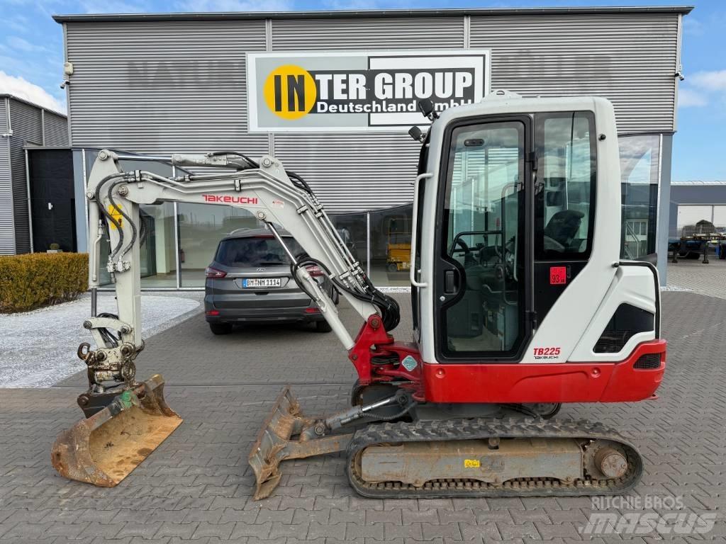 Takeuchi TB 225 V3 Mini ekskavatoriai < 7 t