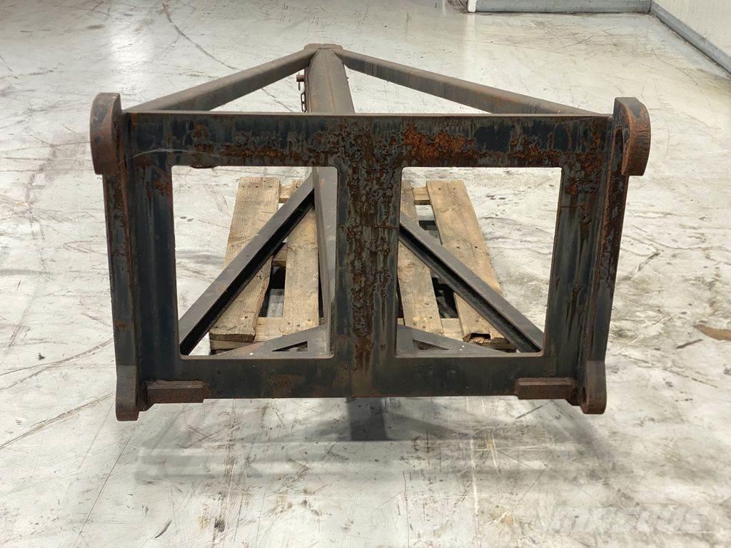 Jako JIB JCB Statyba - Kita