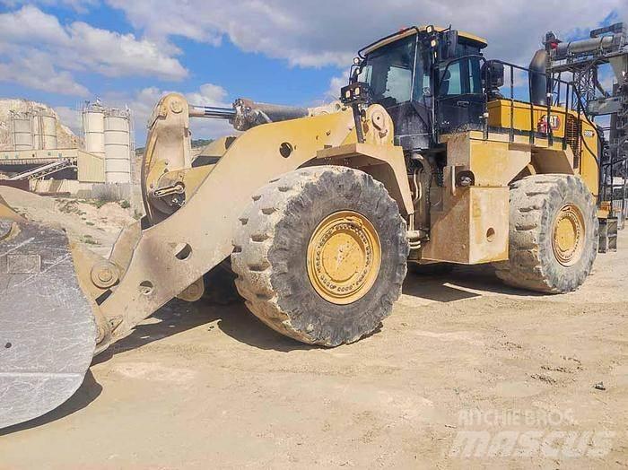CAT 988K Naudoti ratiniai krautuvai