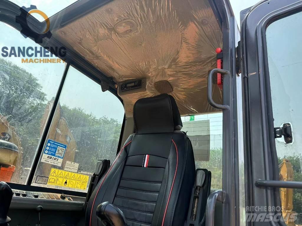 Doosan DX 60 Vikšriniai ekskavatoriai