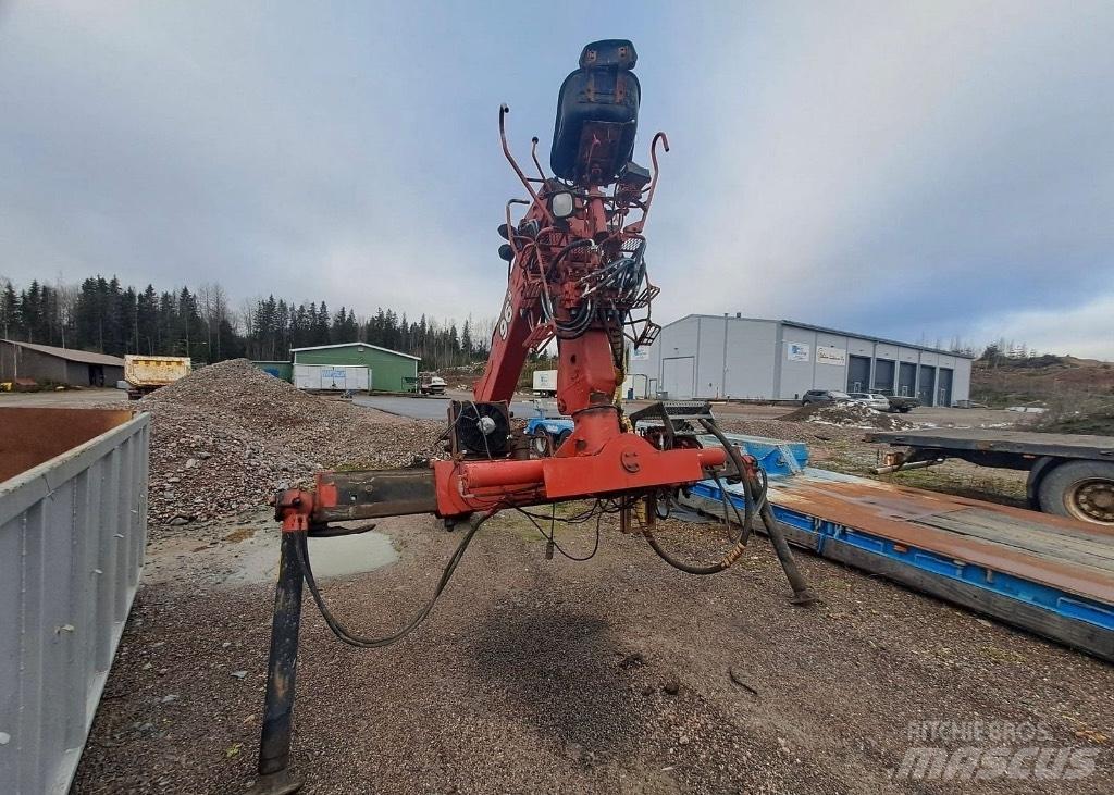 Loglift 96 S Medienos kranai