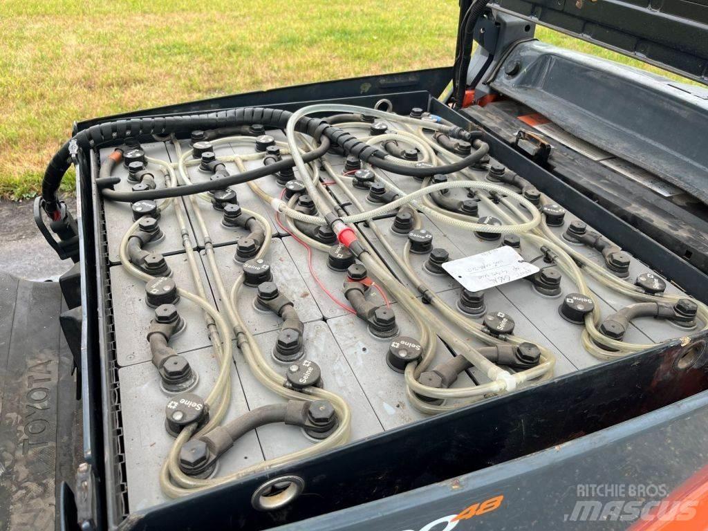 Toyota 8FBET18 Elektriniai šakiniai krautuvai