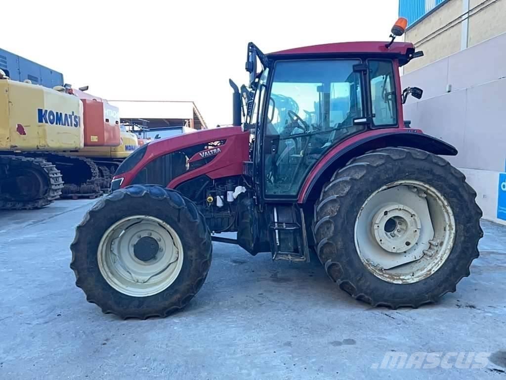 Valtra A134 Traktoriai