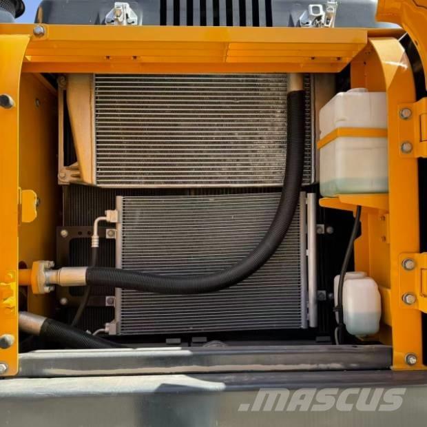 Hyundai R220LC-9S Vikšriniai ekskavatoriai