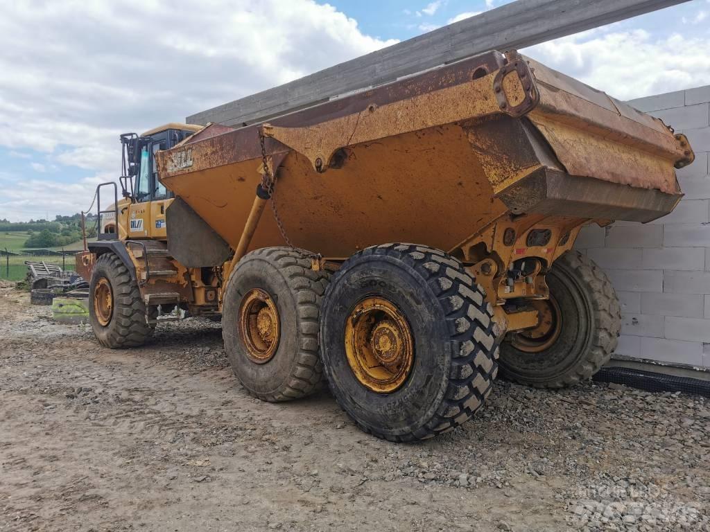 Bell B30D Karjeriniai savivarčiai