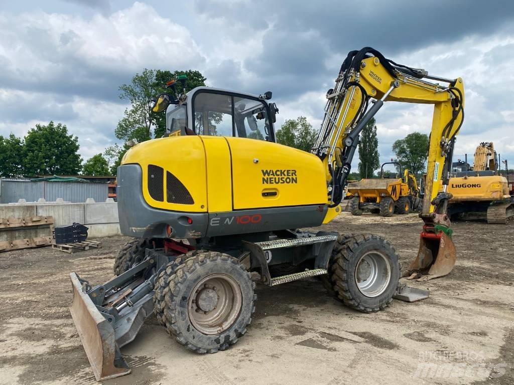 Wacker Neuson EW 100 Ratiniai ekskavatoriai