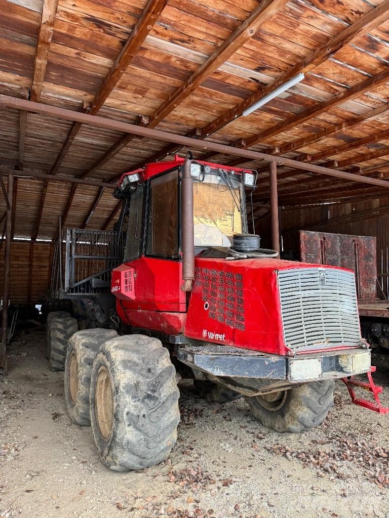 Valmet 840.4 Naudoti miškovežiai (Forvarderiai)