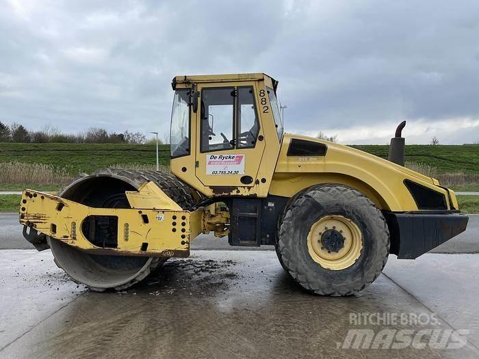 Bomag BW213DH-4 Vieno būgno volai