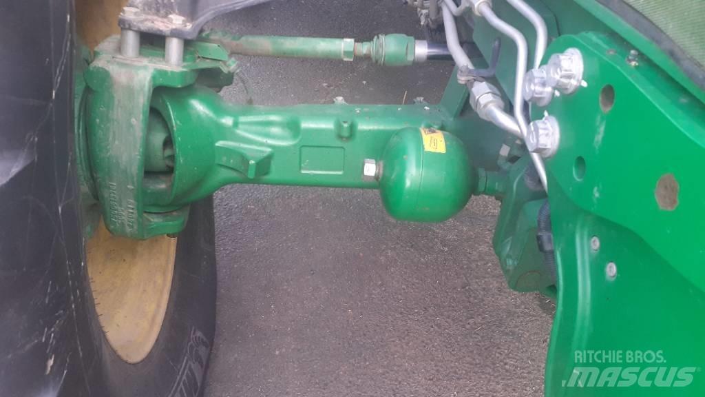 John Deere 6145 R Traktoriai