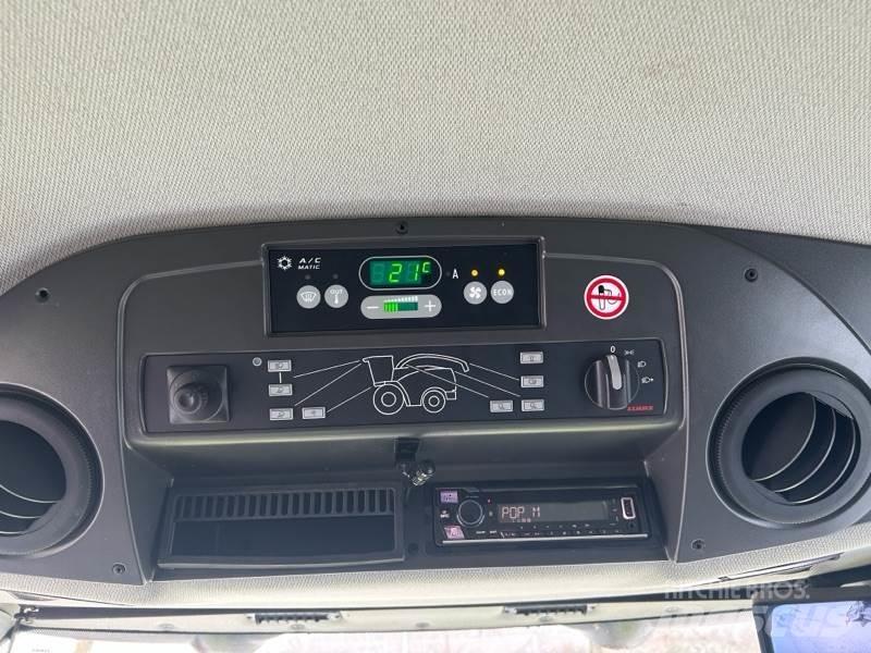 CLAAS Jaguar 950 Pašarų kombainai