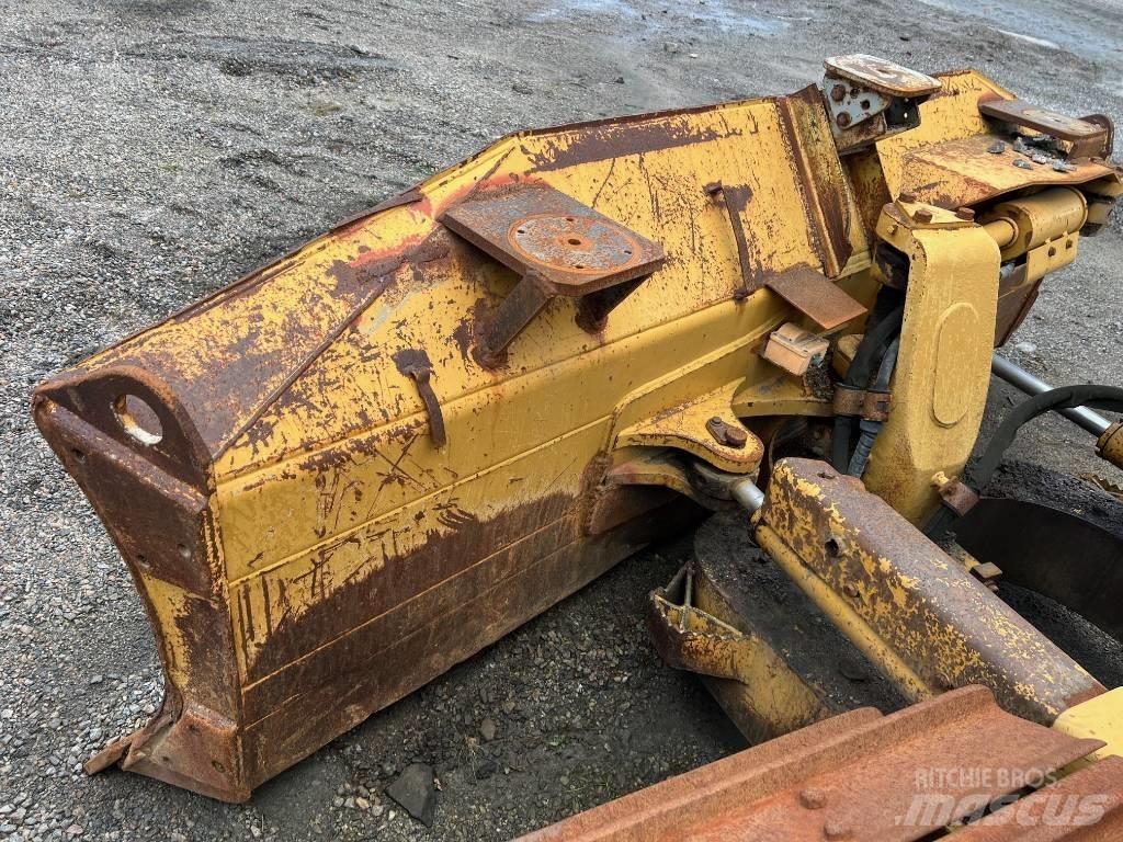 CAT D5N schaktblad Peiliai