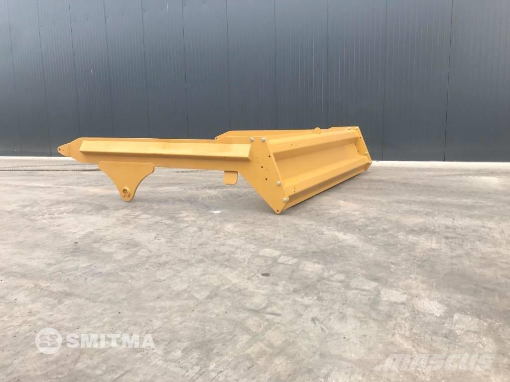 Volvo A40E Galiniai žibintai