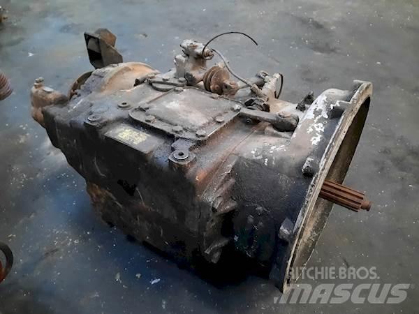 Volvo SR70 Pavarų dėžės