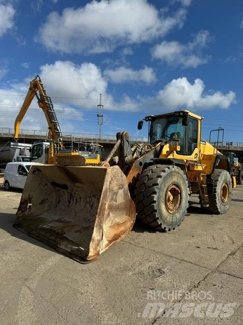 Volvo L 150 H Naudoti ratiniai krautuvai