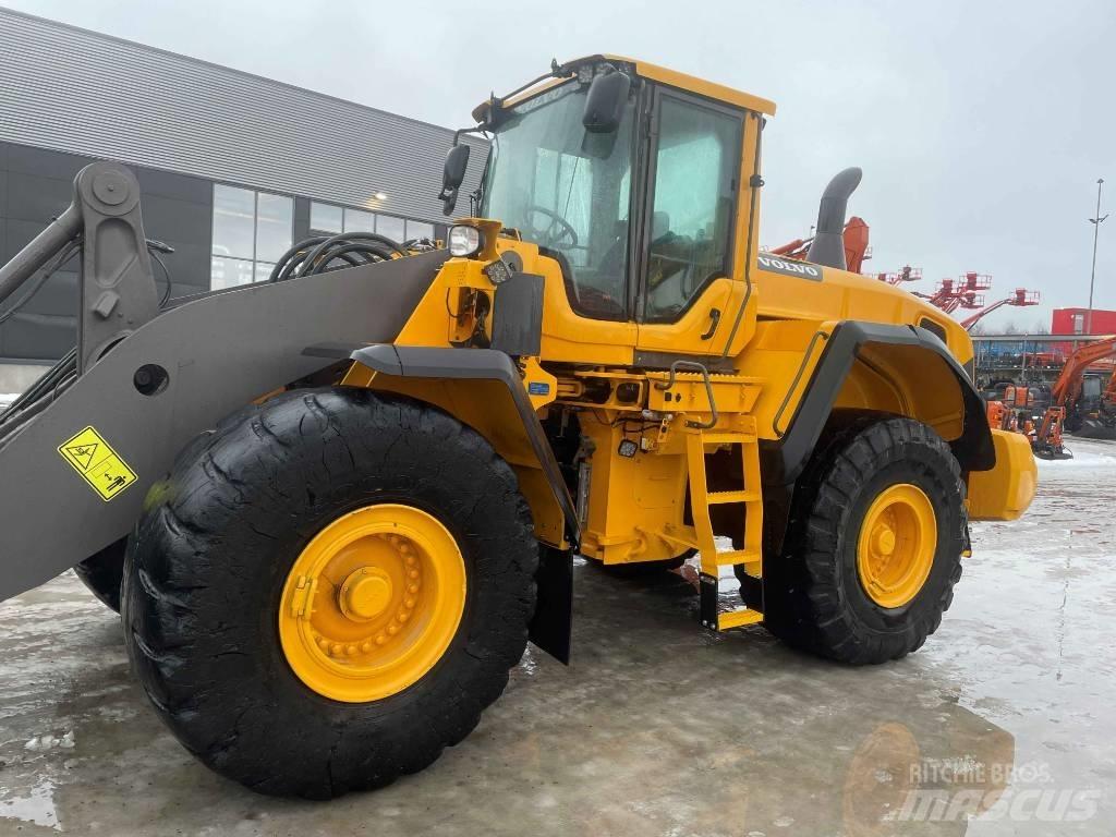 Volvo L 180 G Naudoti ratiniai krautuvai