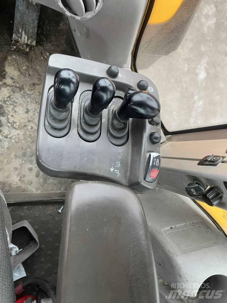 Volvo L 180 G Naudoti ratiniai krautuvai