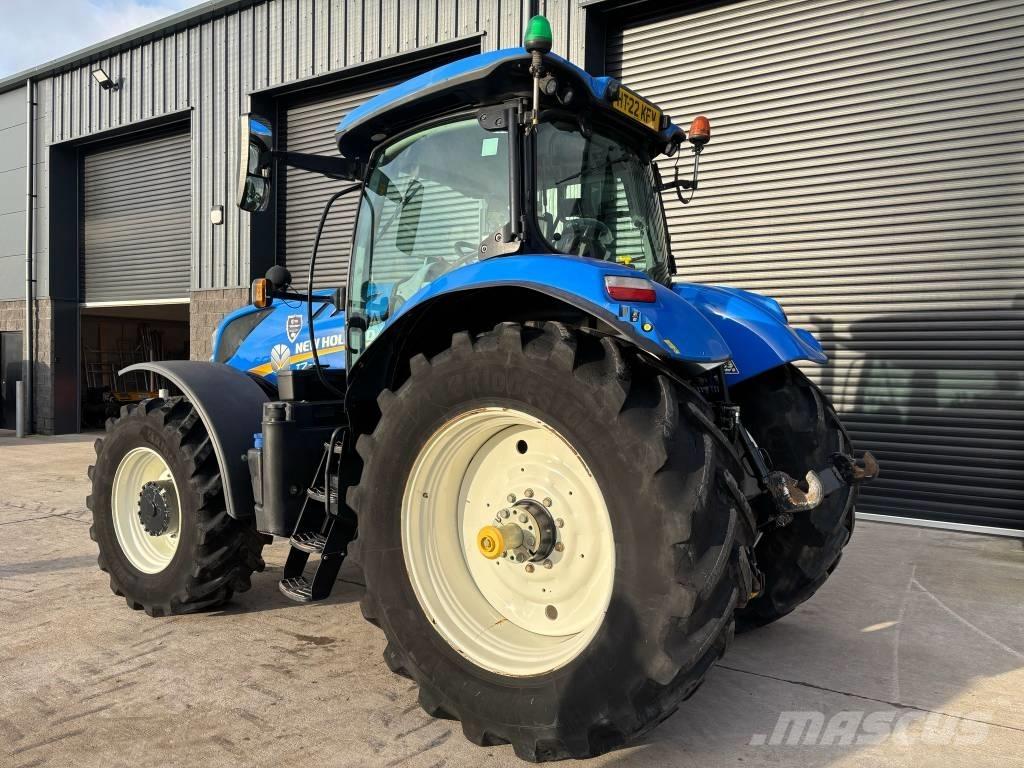 New Holland T 7.245 Traktoriai