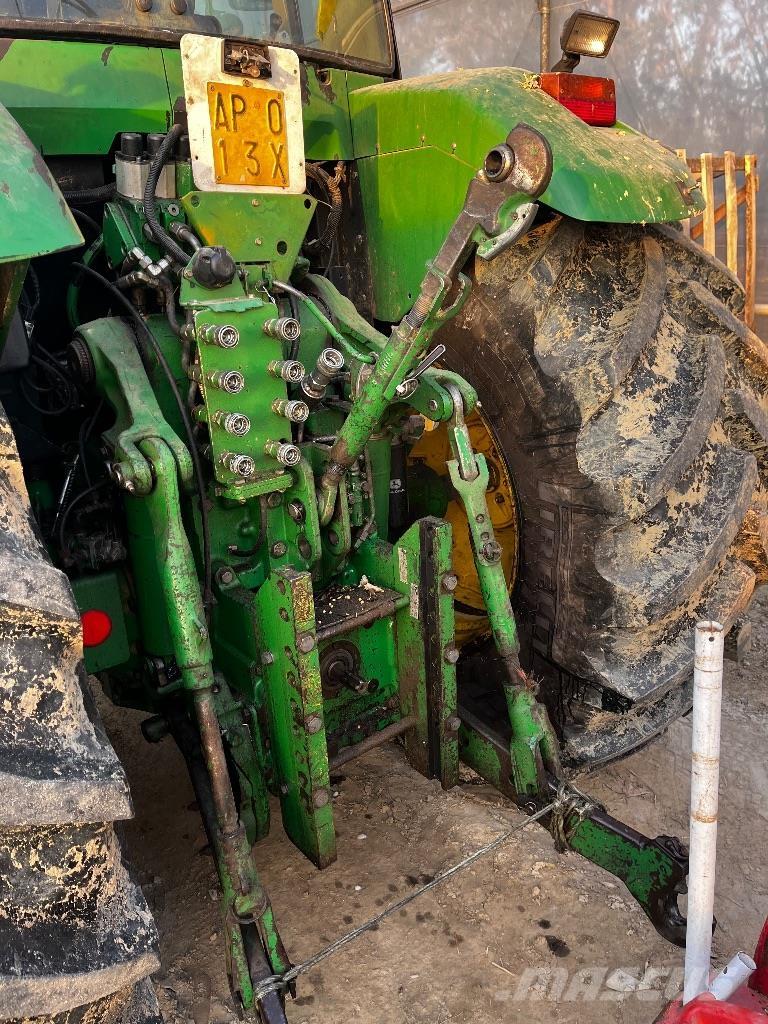 John Deere 7810 Traktoriai