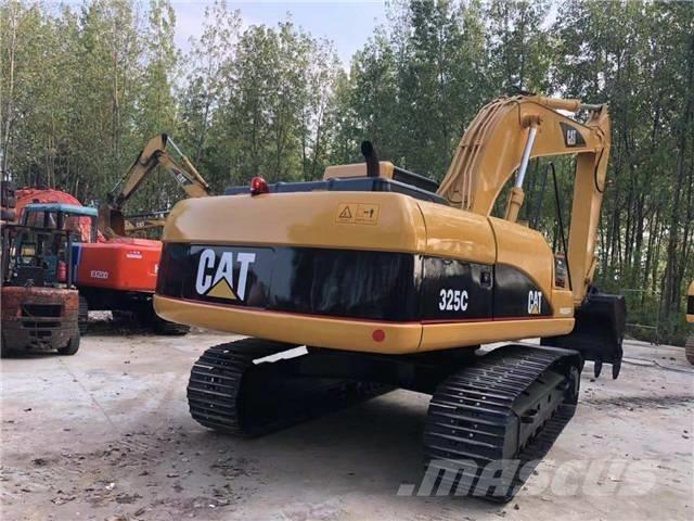 CAT 325C Vikšriniai ekskavatoriai