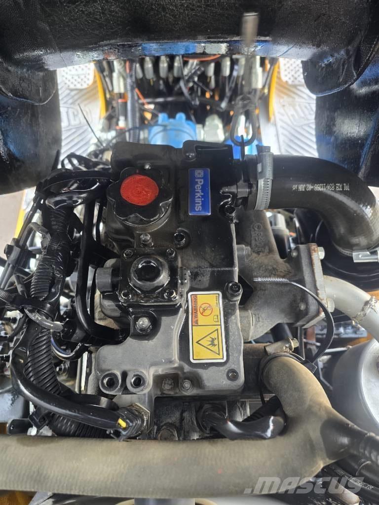 JCB 8008 CTS Mini ekskavatoriai < 7 t