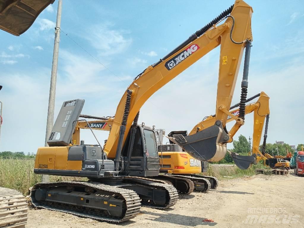 XCMG XE 215 DA Vidutinės galios ekskavatoriai 7-12 t