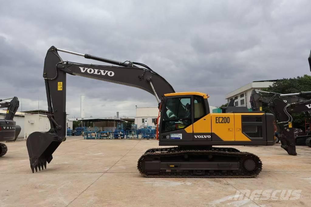 Volvo EC 200 Vikšriniai ekskavatoriai