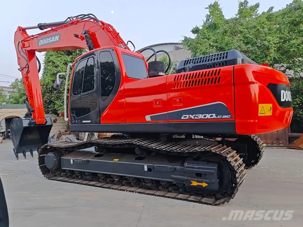 Doosan DX 300 LC-9C Vikšriniai ekskavatoriai