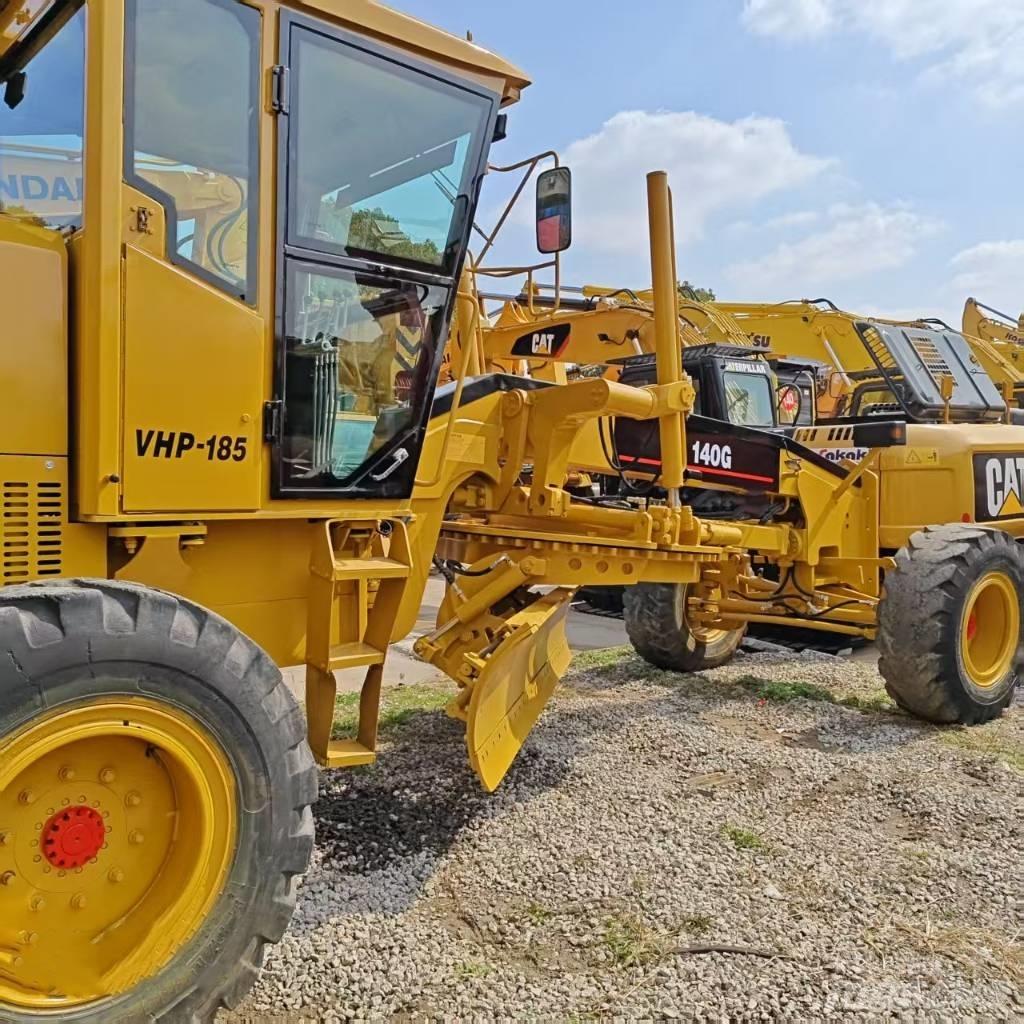 CAT 140 Greideriai