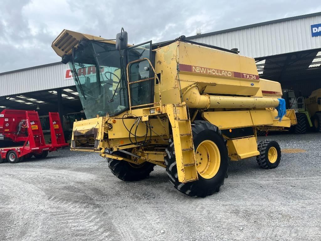 New Holland TX 34 Derliaus nuėmimo kombainai